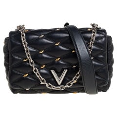 Louis Vuitton Schwarz Gestepptes Nietenleder GO-14 Malletage PM Tasche