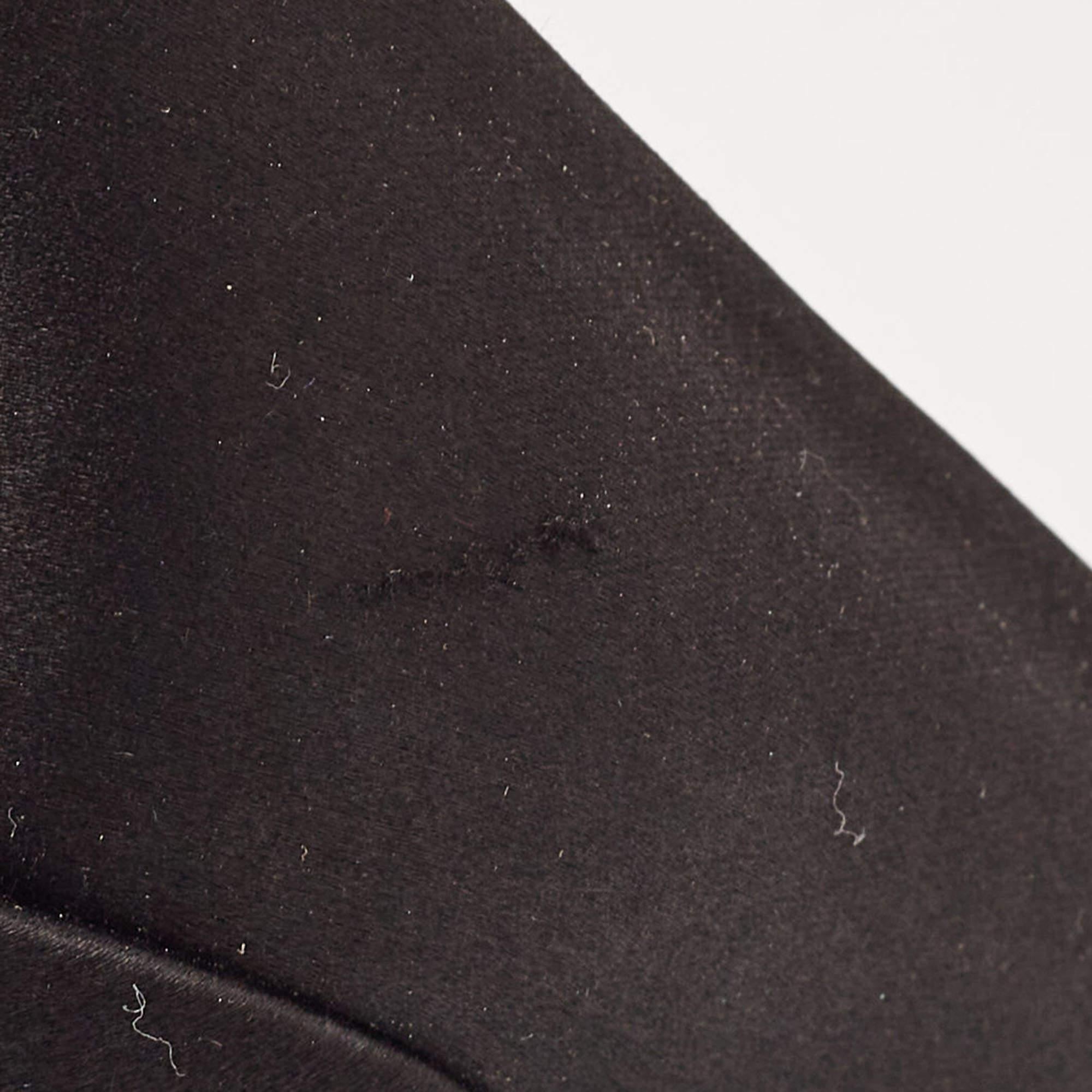 Louis Vuitton Black Satin Bow Pointed Toe Pumps Size 36.5 For Sale 3