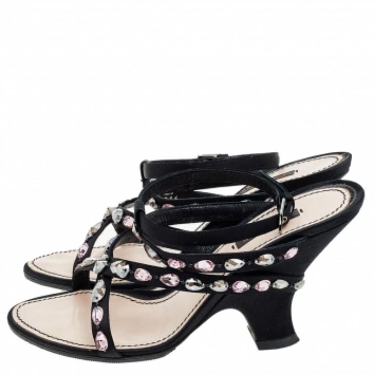 Louis Vuitton Black Satin Crystal Embellished Ankle Strap Sandals Size 39 In Good Condition In Dubai, Al Qouz 2