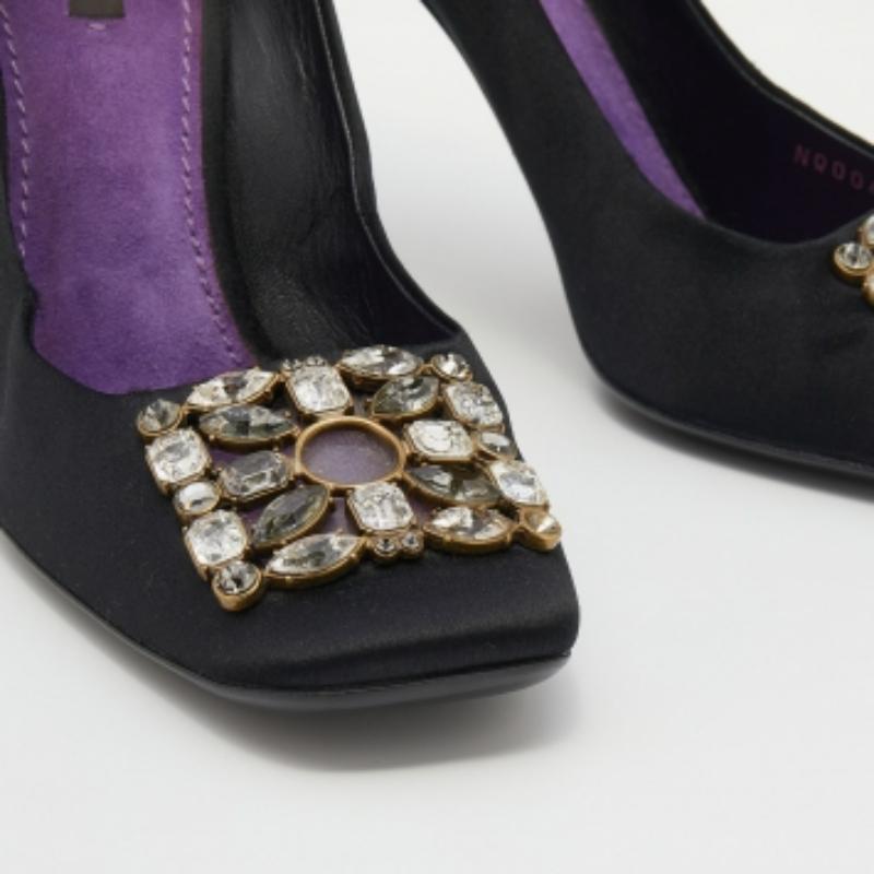 Louis Vuitton Black Satin Crystal Embellished Square Toe Pumps Size 39.5 For Sale 2