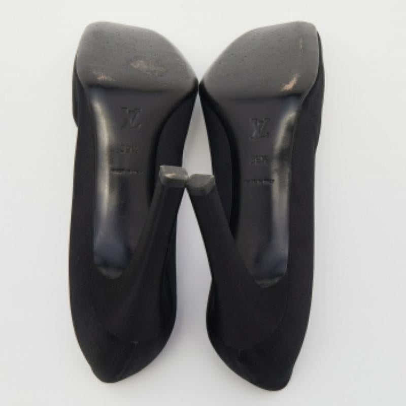 Louis Vuitton Black Satin Crystal Embellished Square Toe Pumps Size 39.5 For Sale 4