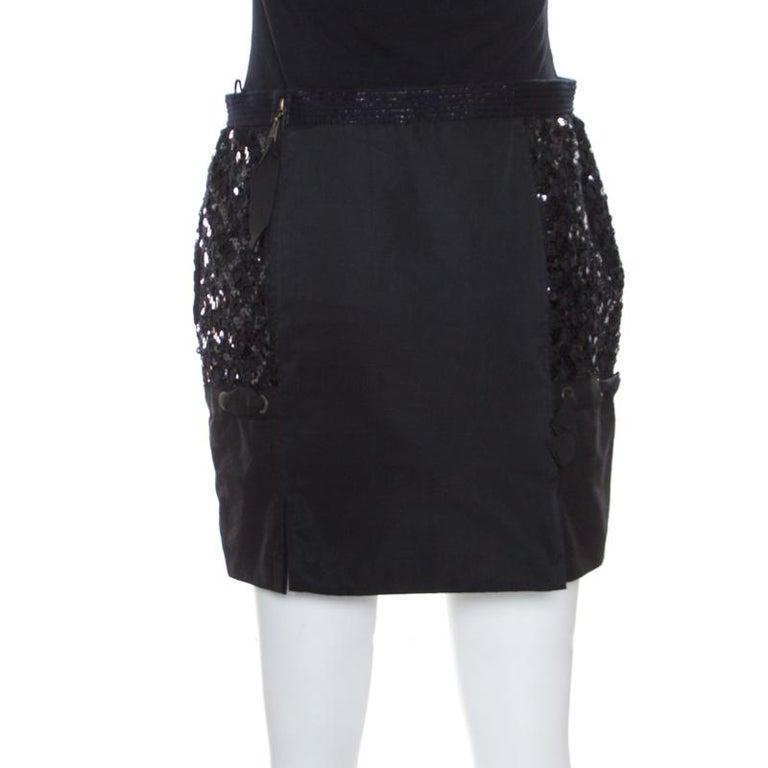 Louis Vuitton Black Sequin Grid Embellished Eyelet Lace Paneled Mini Skirt S For Sale at 1stdibs