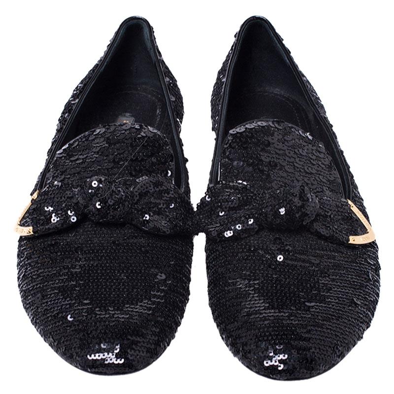 These Louis Vuitton slippers are well-made and oh, so gorgeous! They are covered in sequins, detailed with bows, and lined with leather to provide soft comfort to your feet. They are easy to slip on and they are surely going to add shine to your