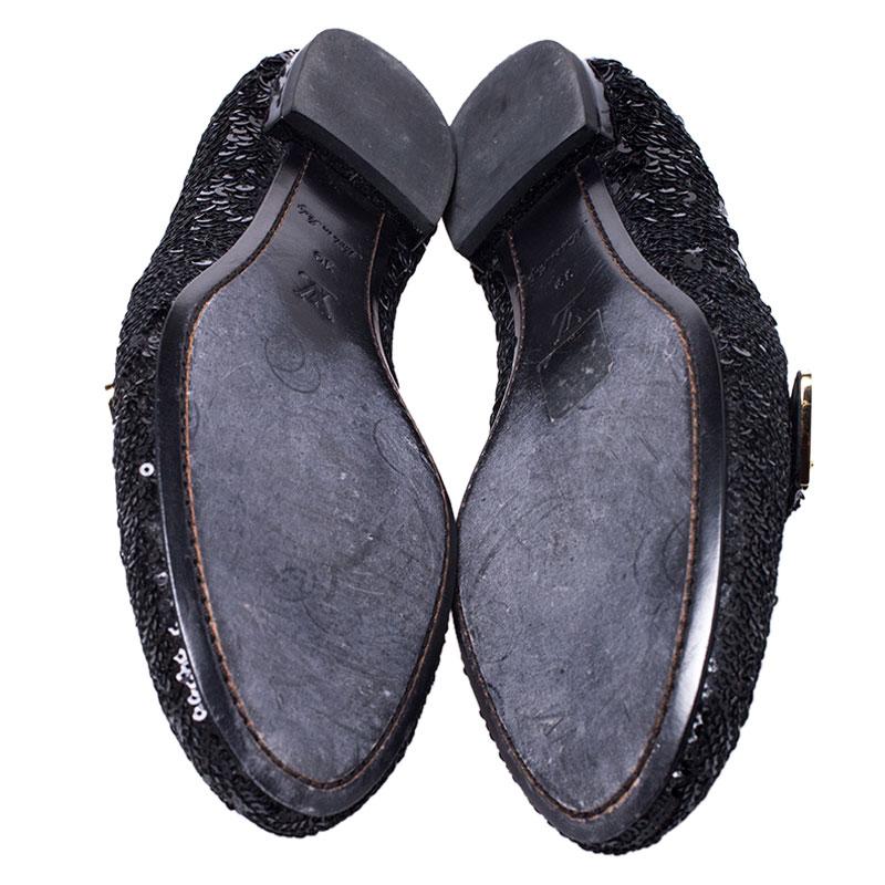 Louis Vuitton Black Sequins Bow Amulet Smoking Slippers Size 39 In Good Condition In Dubai, Al Qouz 2