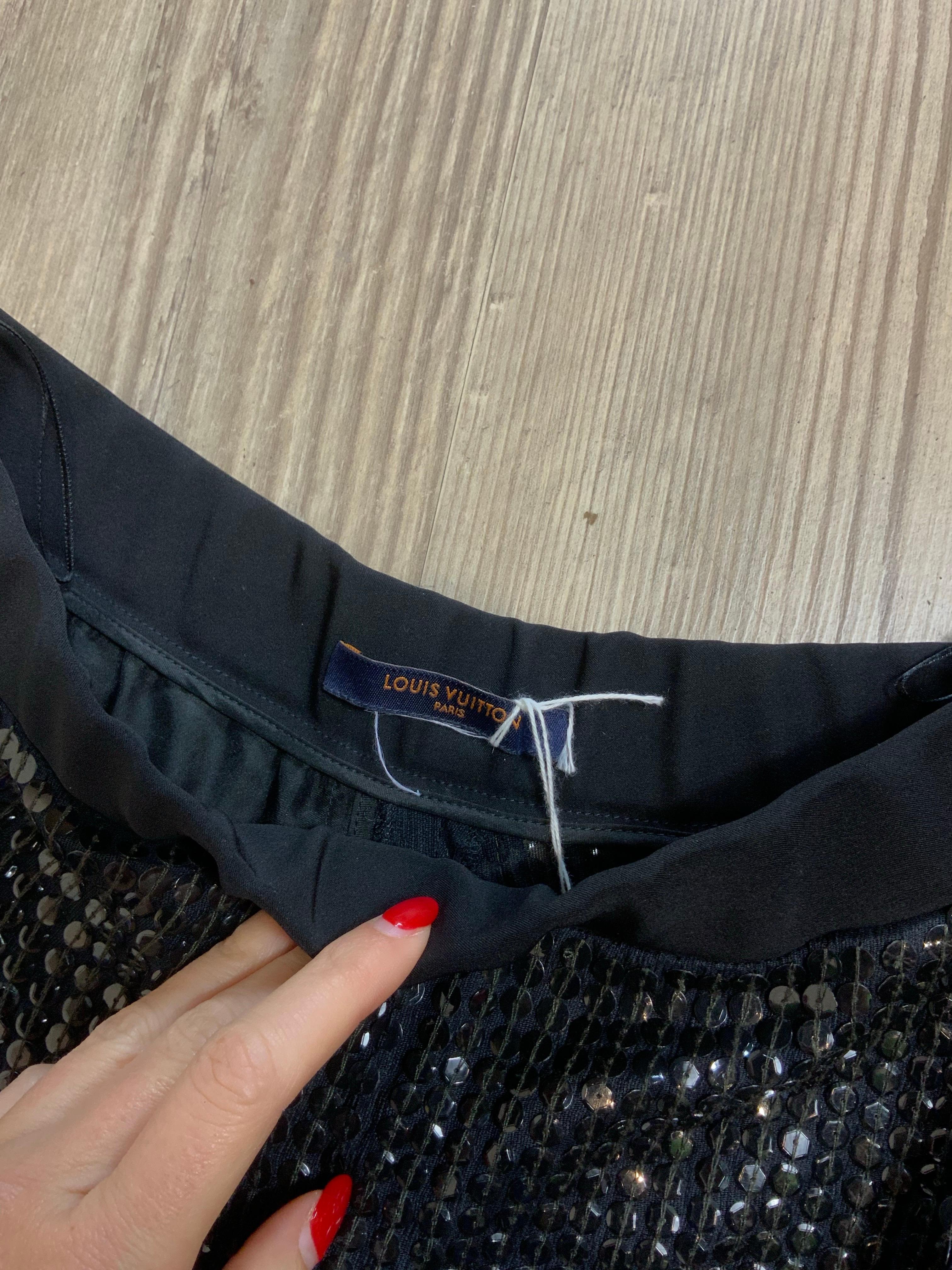 Louis Vuitton black sequins night Pants In Excellent Condition For Sale In Carnate, IT