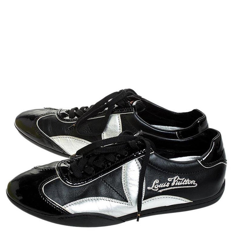 Louis Vuitton Black/Silver Patent Leather and Leather Lace Up Sneakers Size 41