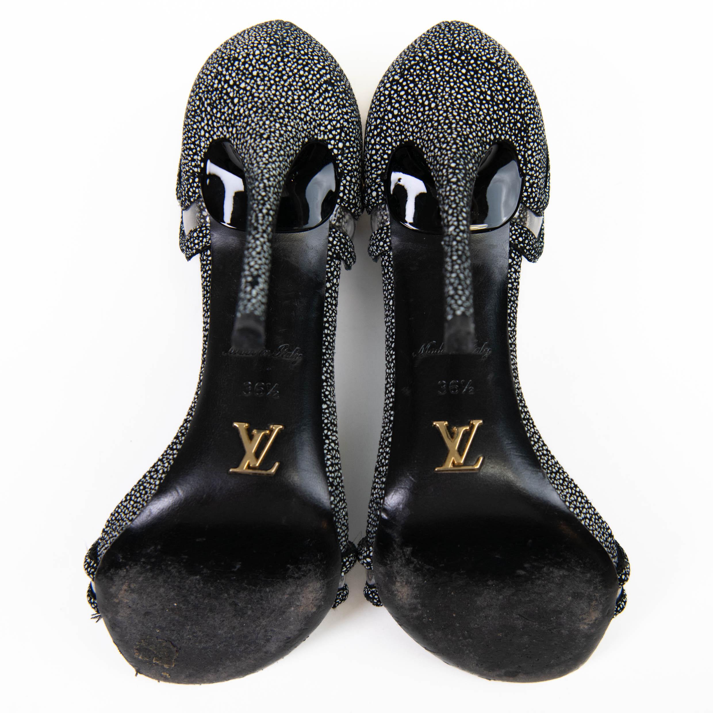 Louis Vuitton Black Speckle Suede and Vinyl Cut Out Sandals Size 36 1