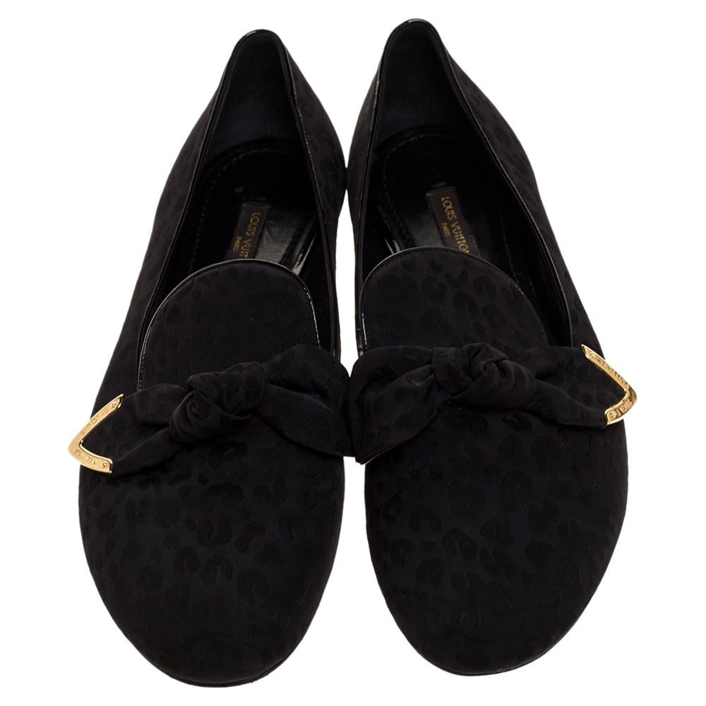 Louis Vuitton Black Stephen Sprouse Silk Amulet Loafers Size 39 In Good Condition In Dubai, Al Qouz 2