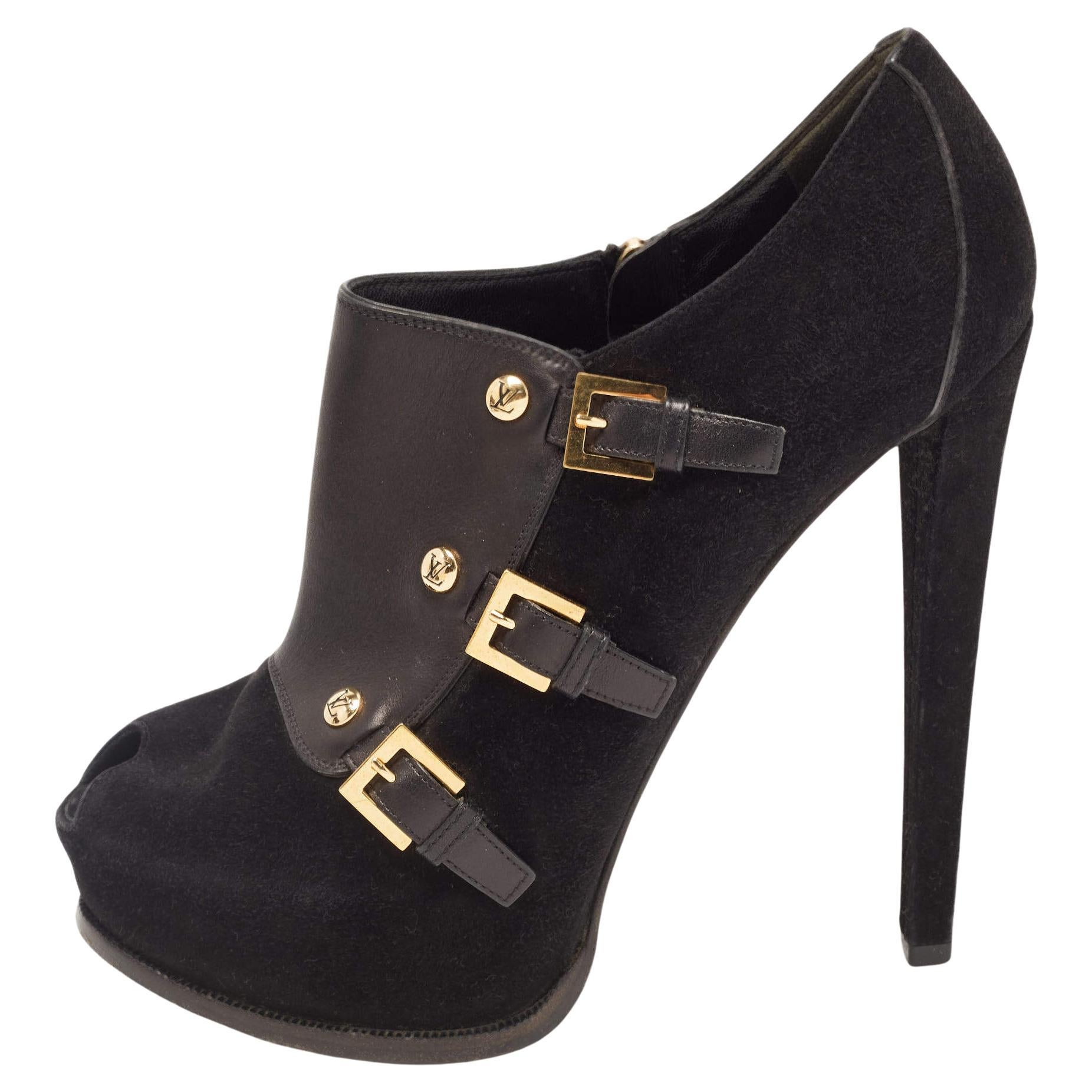 Louis Vuitton Black Suede and Leather Peep Toe Booties Size 39 For Sale