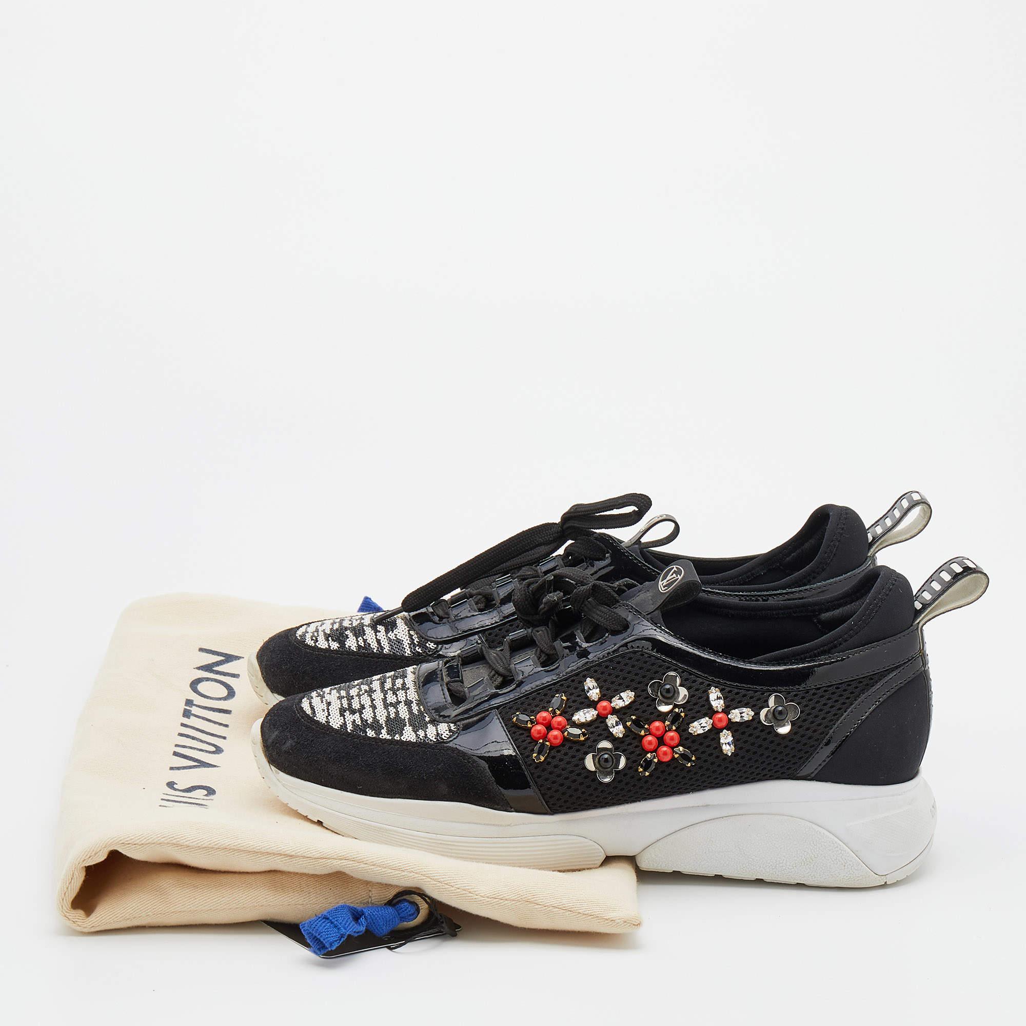 Louis Vuitton Black Suede and Mesh Heat Embellished Sneakers Size 38 For Sale 4