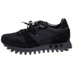 Louis Vuitton Black Suede And Mesh Runner Sneakers Size 41 at 1stDibs