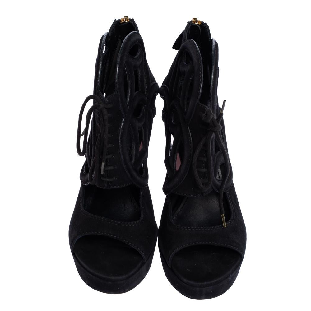 Louis Vuitton Black Suede Cutout Monogram Platform Ankle Boots Size 36 In Good Condition For Sale In Dubai, Al Qouz 2