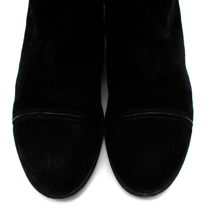 Louis Vuitton Black Suede Flat Boots - Size EU 40 In Excellent Condition For Sale In London, GB