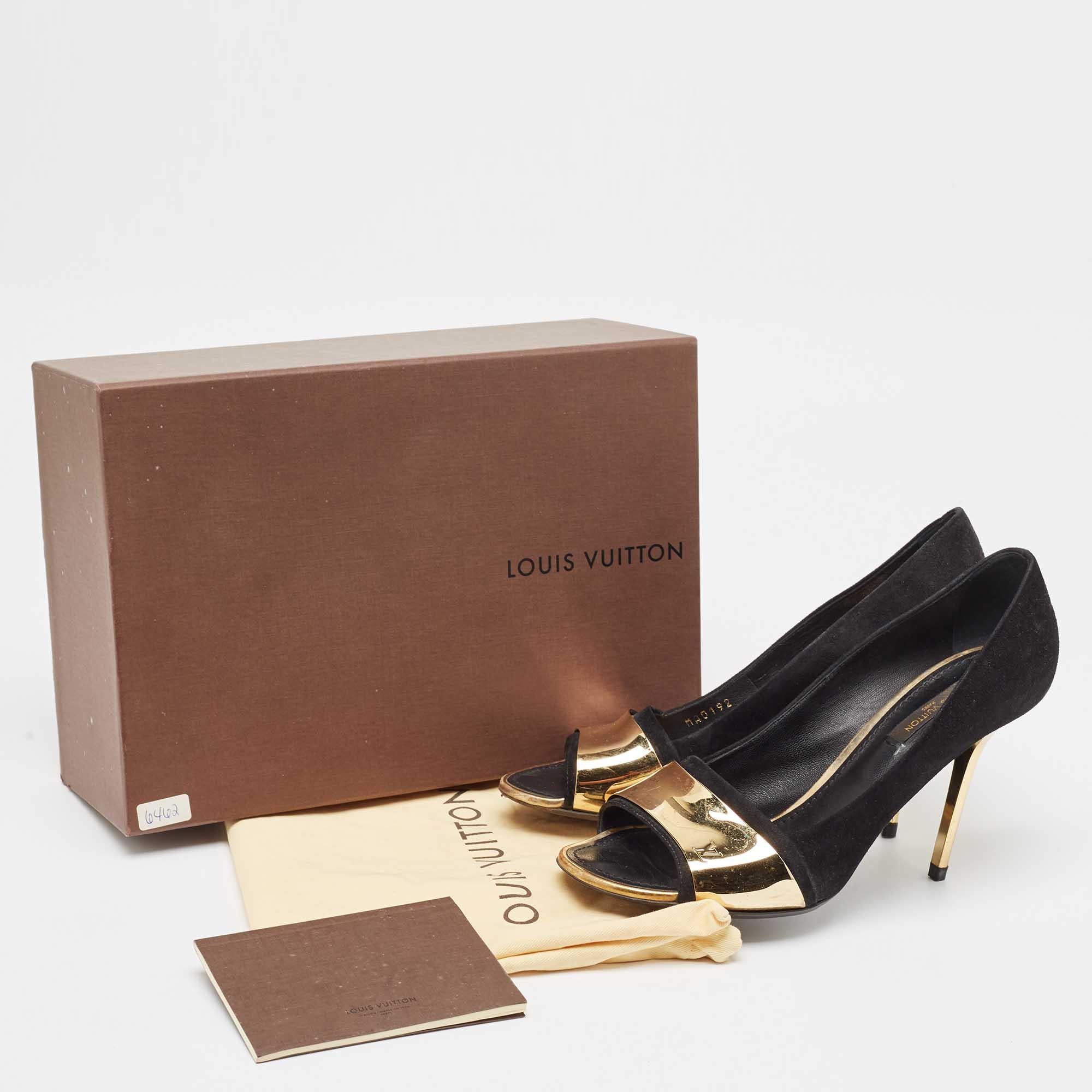 Louis Vuitton Open Toe Pumps en daim noir Taille 38 en vente 4