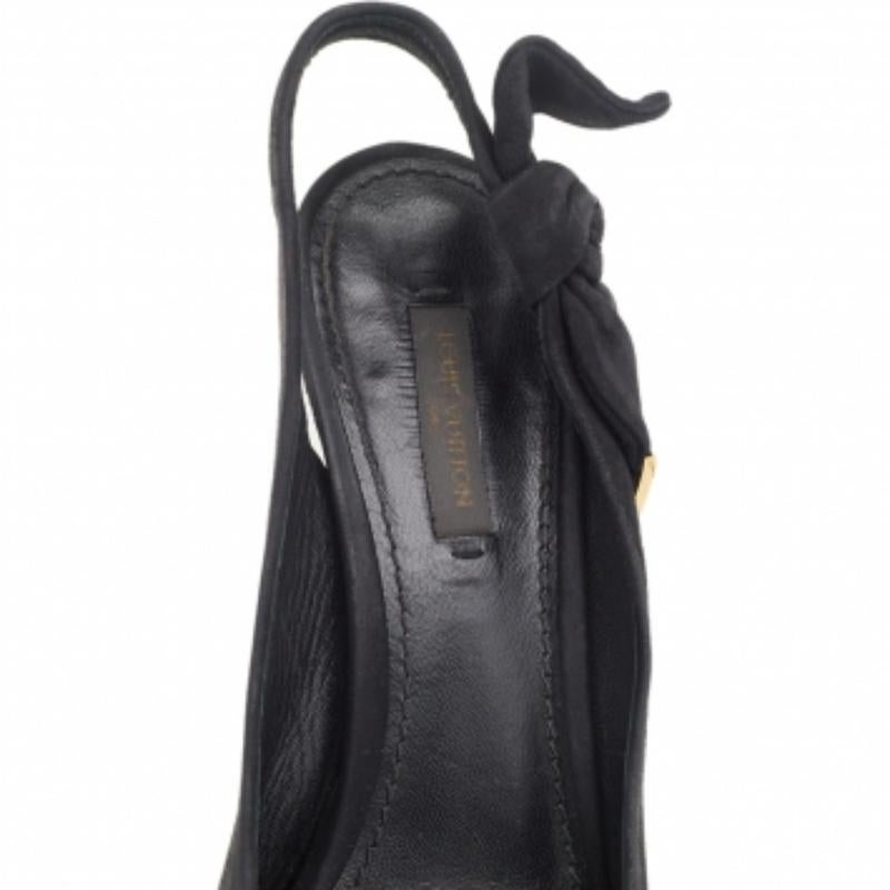Nero Louis Vuitton - Sandali con plateau in pelle scamosciata nera - misura 37 in vendita