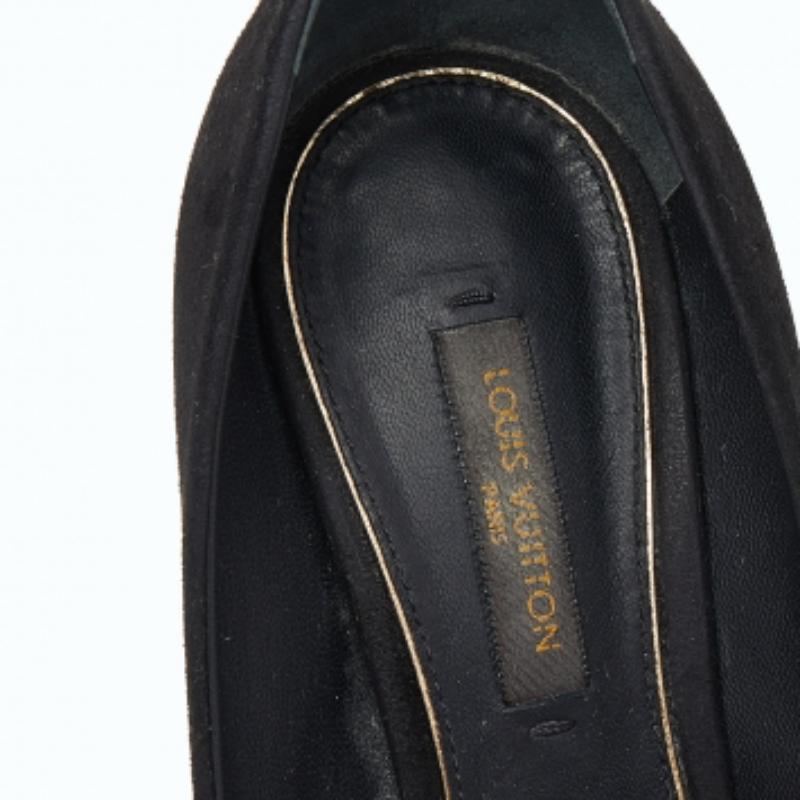 Louis Vuitton - Escarpins à bout pointu en daim noir - Taille 35 1
