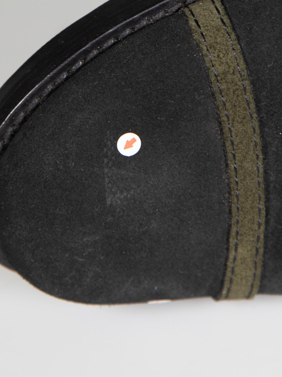 Louis Vuitton Botas de ante negro con detalle de borla Talla IT 39.5 en venta 3