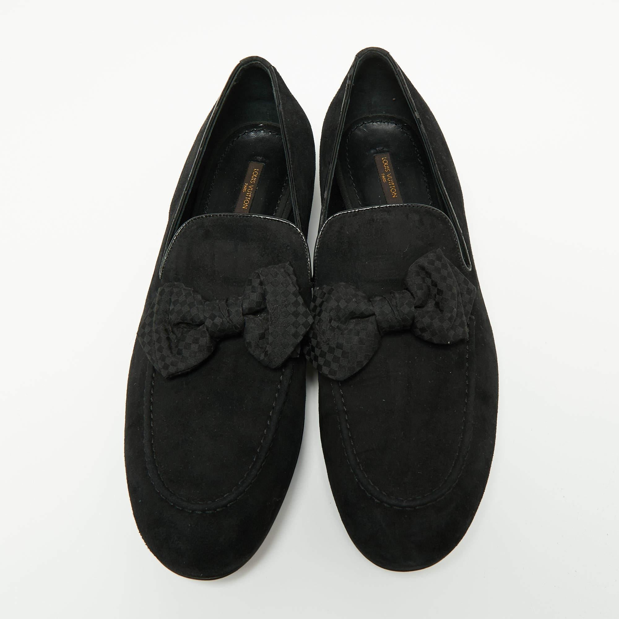 Louis Vuitton Black Suede Tuxedo Bow Smoking Slippers Size 43.5 In Good Condition In Dubai, Al Qouz 2