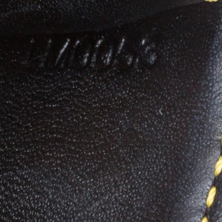 Louis Vuitton Black Suhali Leather Le Talentueux Bag For Sale at 1stDibs