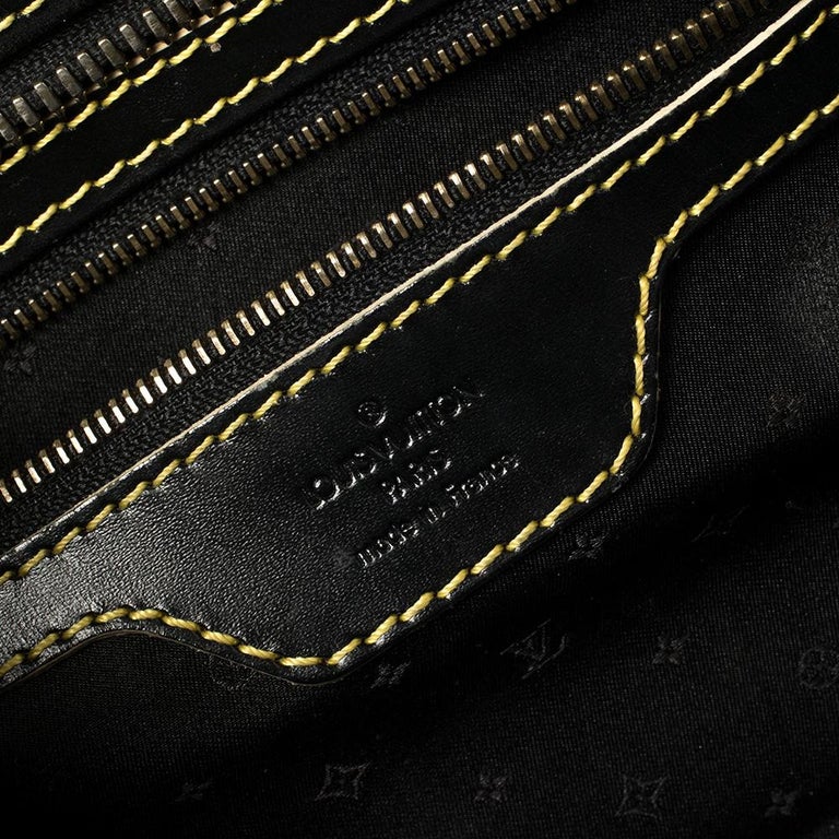 Louis Vuitton Louis Vuitton L'Epanoui PM Black Suhali Leather Hand