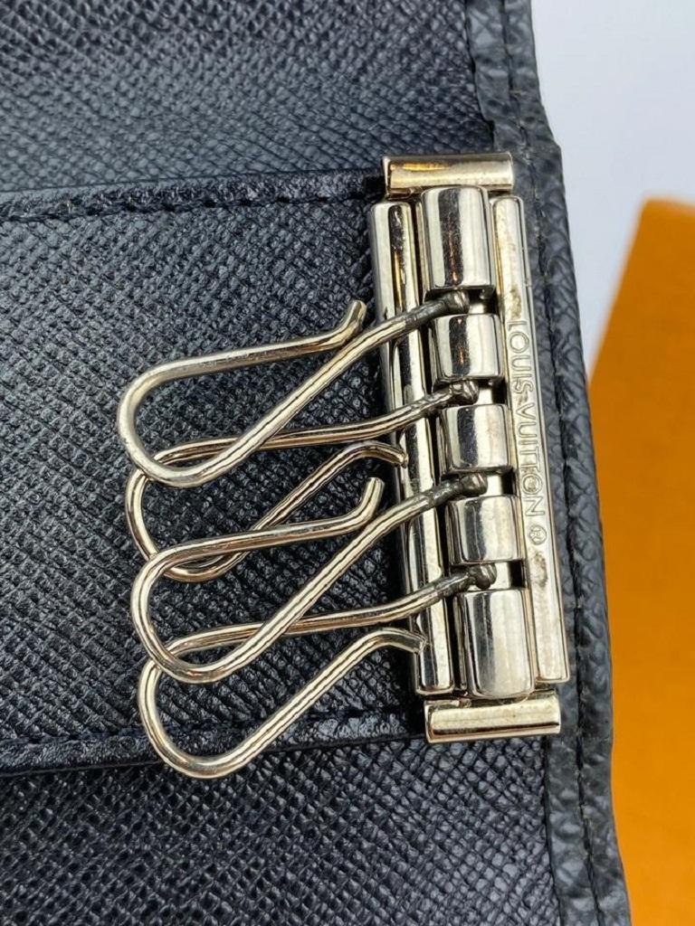 Louis Vuitton Black Taiga Leather 4 Key Multicles Holder 16L859 4