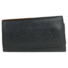 Vintage Louis Vuitton Black Taiga Leather 4 Key Multicles Holder 16L859