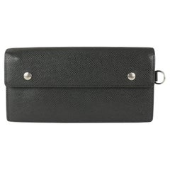 Vintage Louis Vuitton Black Taiga Leather Accordion Long Wallet 92lv75