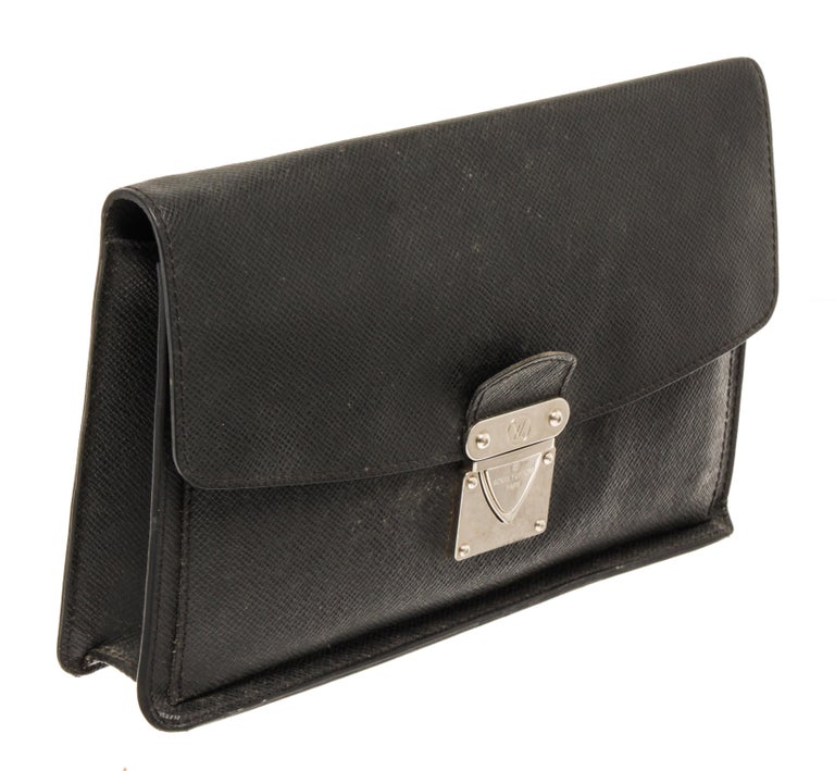 Louis Vuitton Black Taiga Leather Belaia Clutch For Sale at 1stDibs