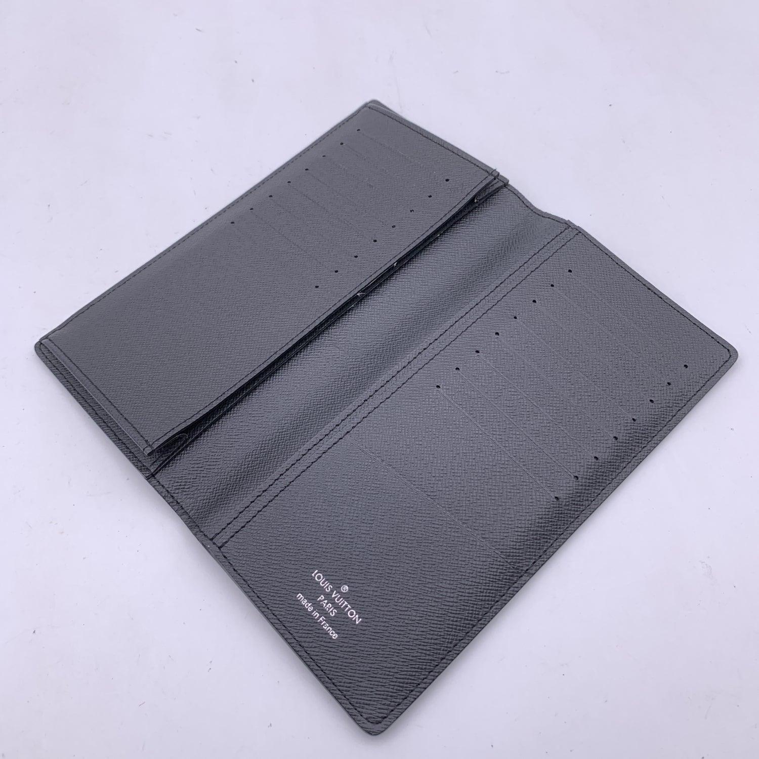 Louis Vuitton Black Taiga Leather Bifold Vertical Long Card Wallet 1