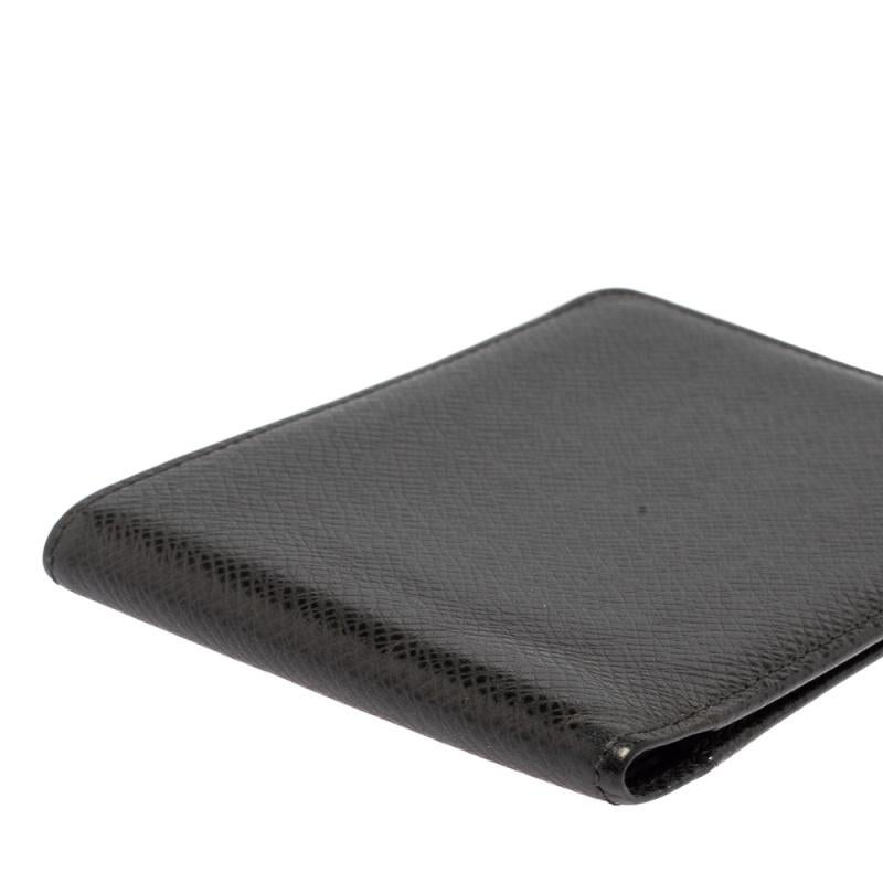 Louis Vuitton Black Taiga Leather Bifold Wallet 7