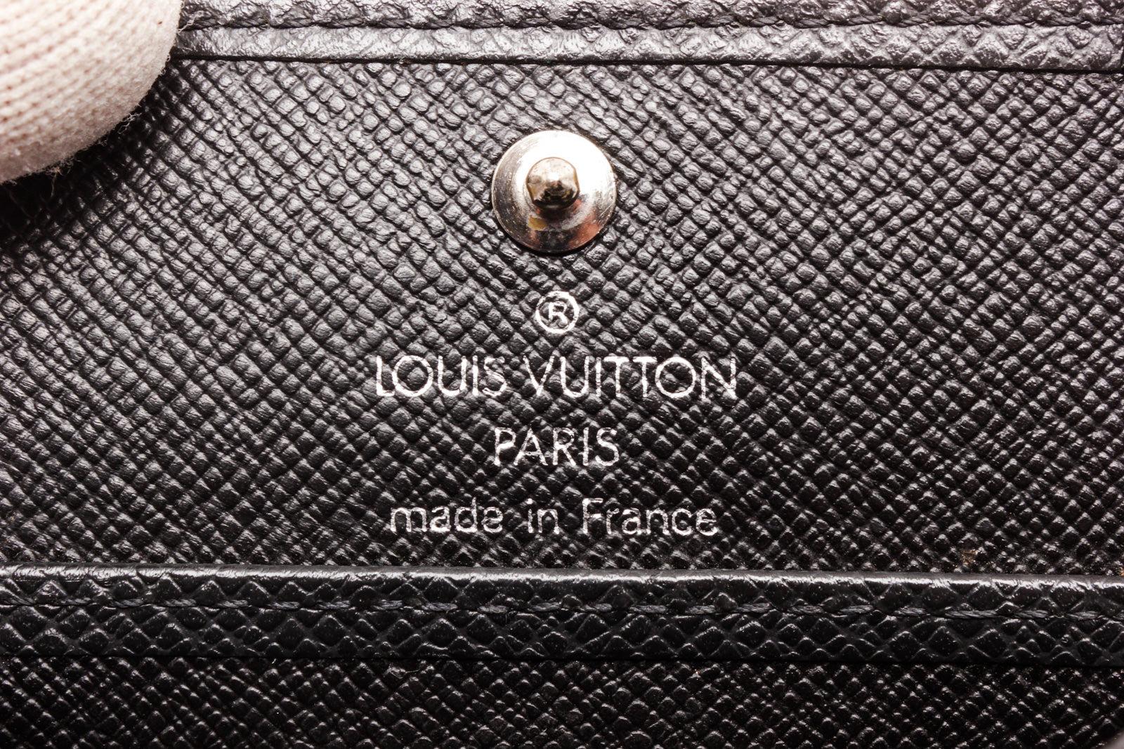 Louis Vuitton Black Taiga Leather Boite Coin Case Wallet with silver-tone 2