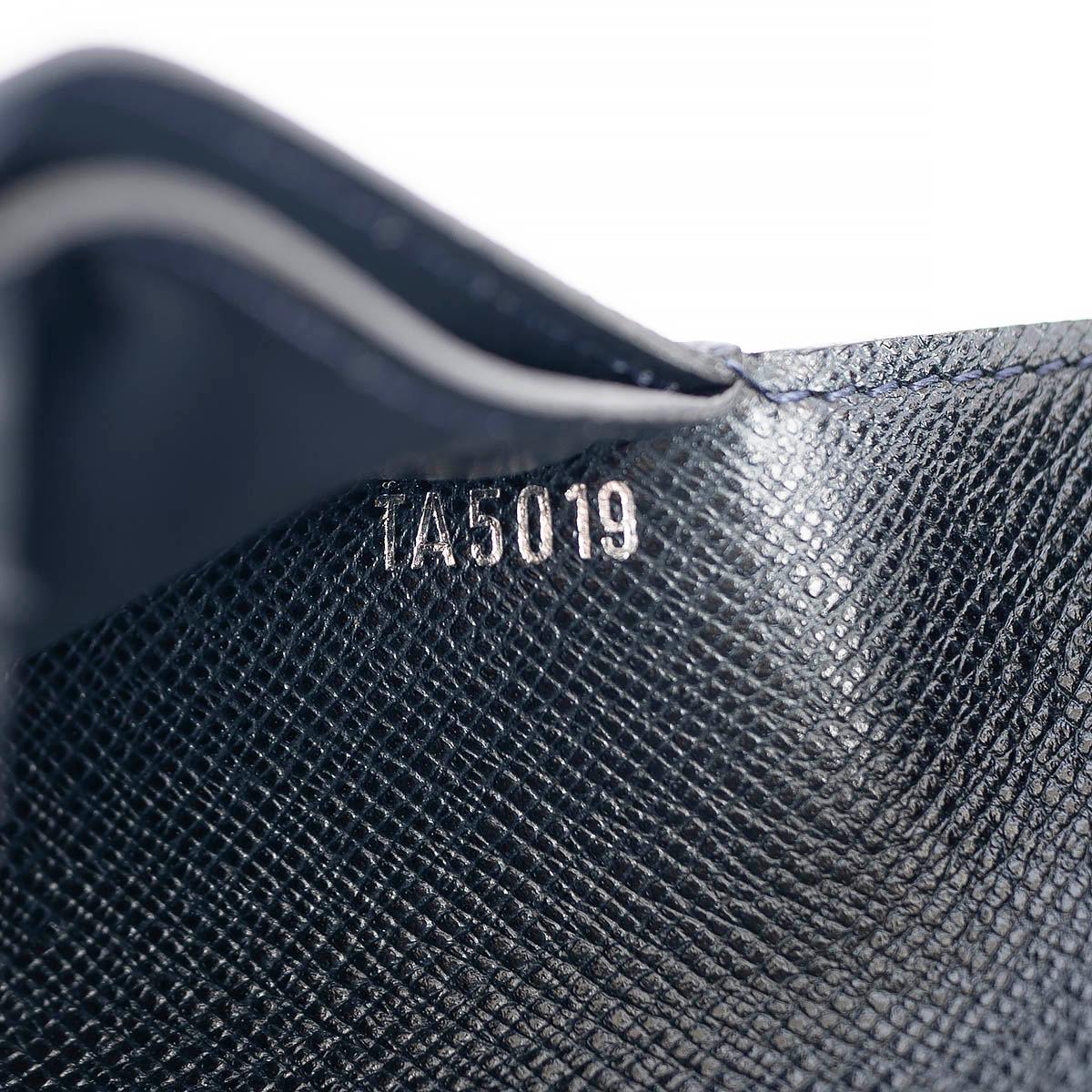 LOUIS VUITTON black Taiga leather BRAZZA Wallet For Sale 1