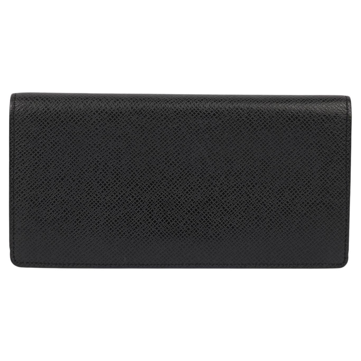Louis Vuitton Black Taiga Leather Brazza Wallet For Sale