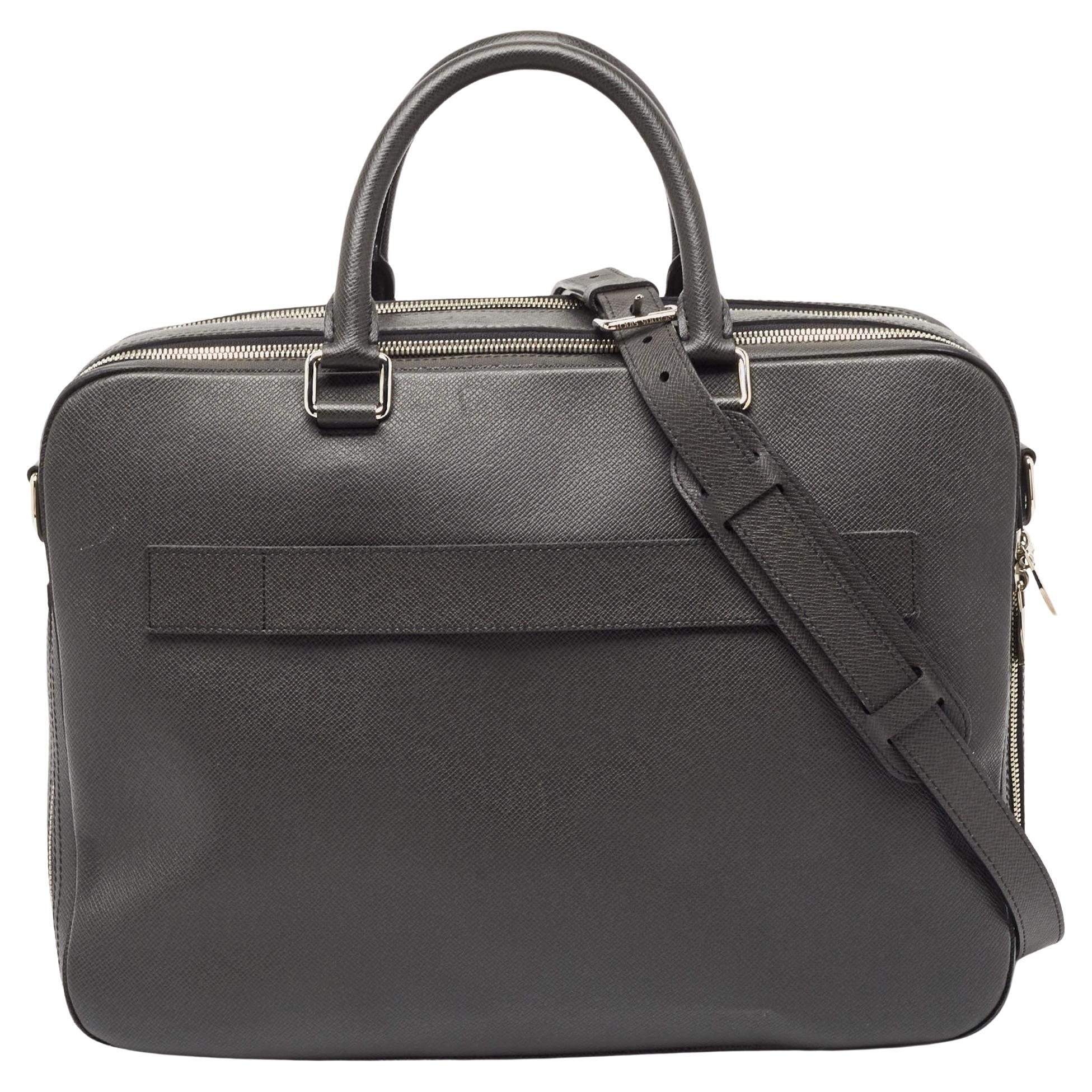 Louis Vuitton Black Taiga Leather Documents Briefcase Bag For Sale