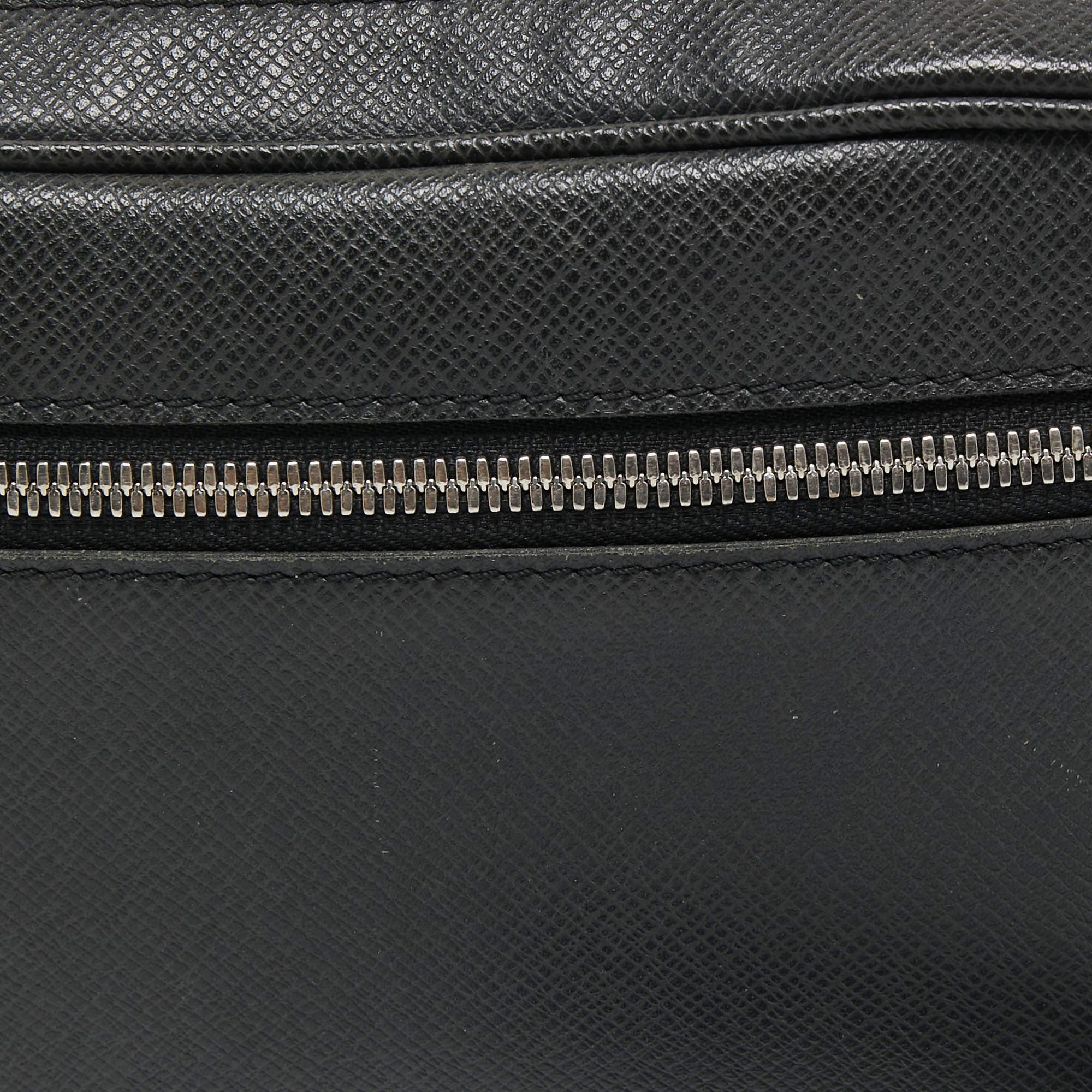 Louis Vuitton Black Taiga Leather Kasai Clutch Bag 11