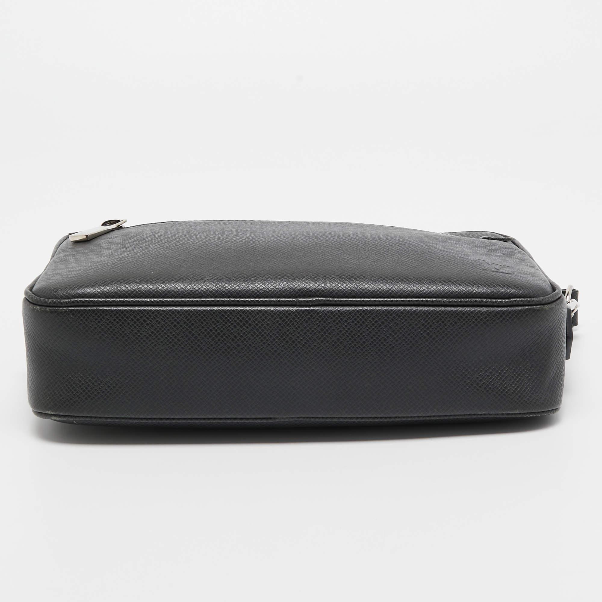 Louis Vuitton Black Taiga Leather Kasai Clutch Bag 2