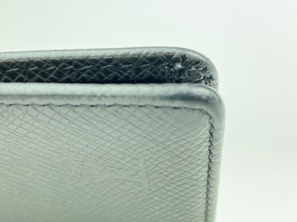 Louis Vuitton Black Taiga Leather Long Bifold Flap Wallet 10ALV102 7
