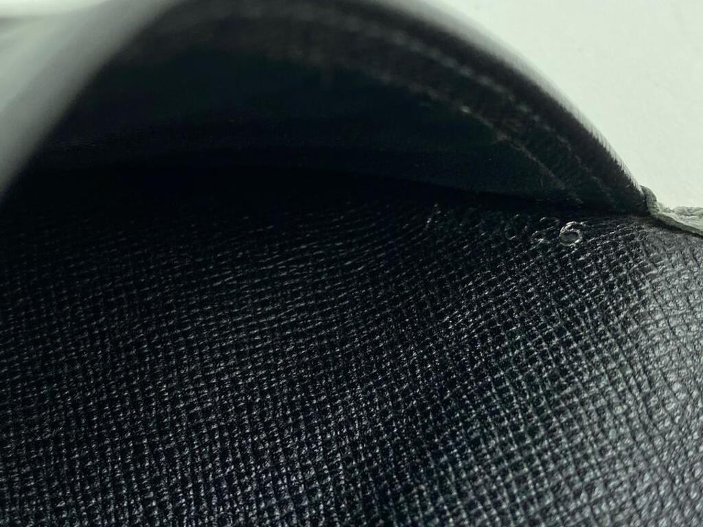 Women's Louis Vuitton Black Taiga Leather Long Bifold Flap Wallet 10ALV102