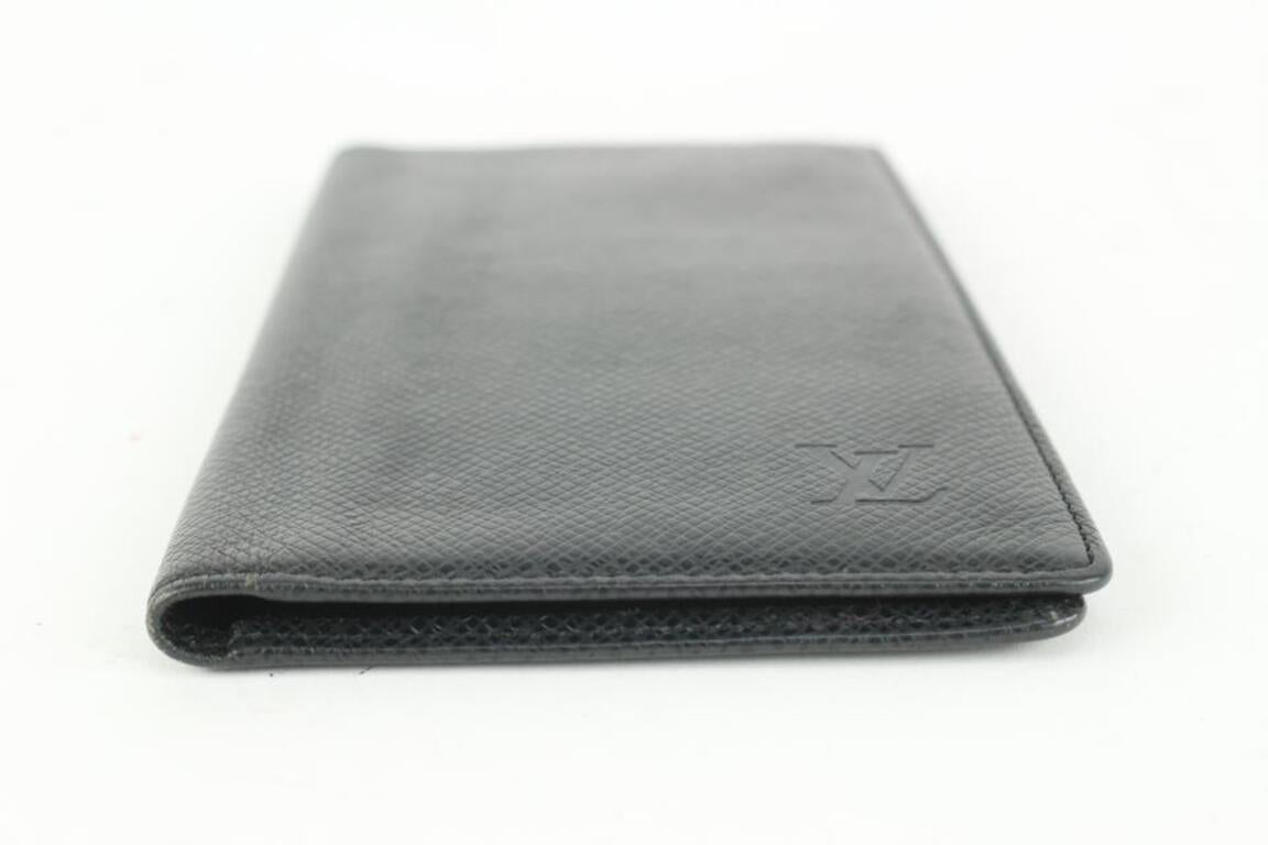 Louis Vuitton Black Taiga Leather Long Bifold Wallet 97lv13 For Sale 4