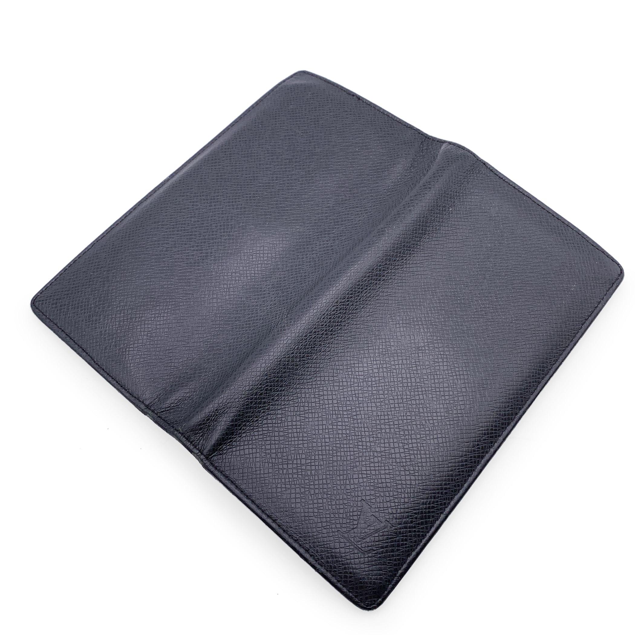 Women's or Men's Louis Vuitton Black Taiga Leather Long Brazza Continental Wallet