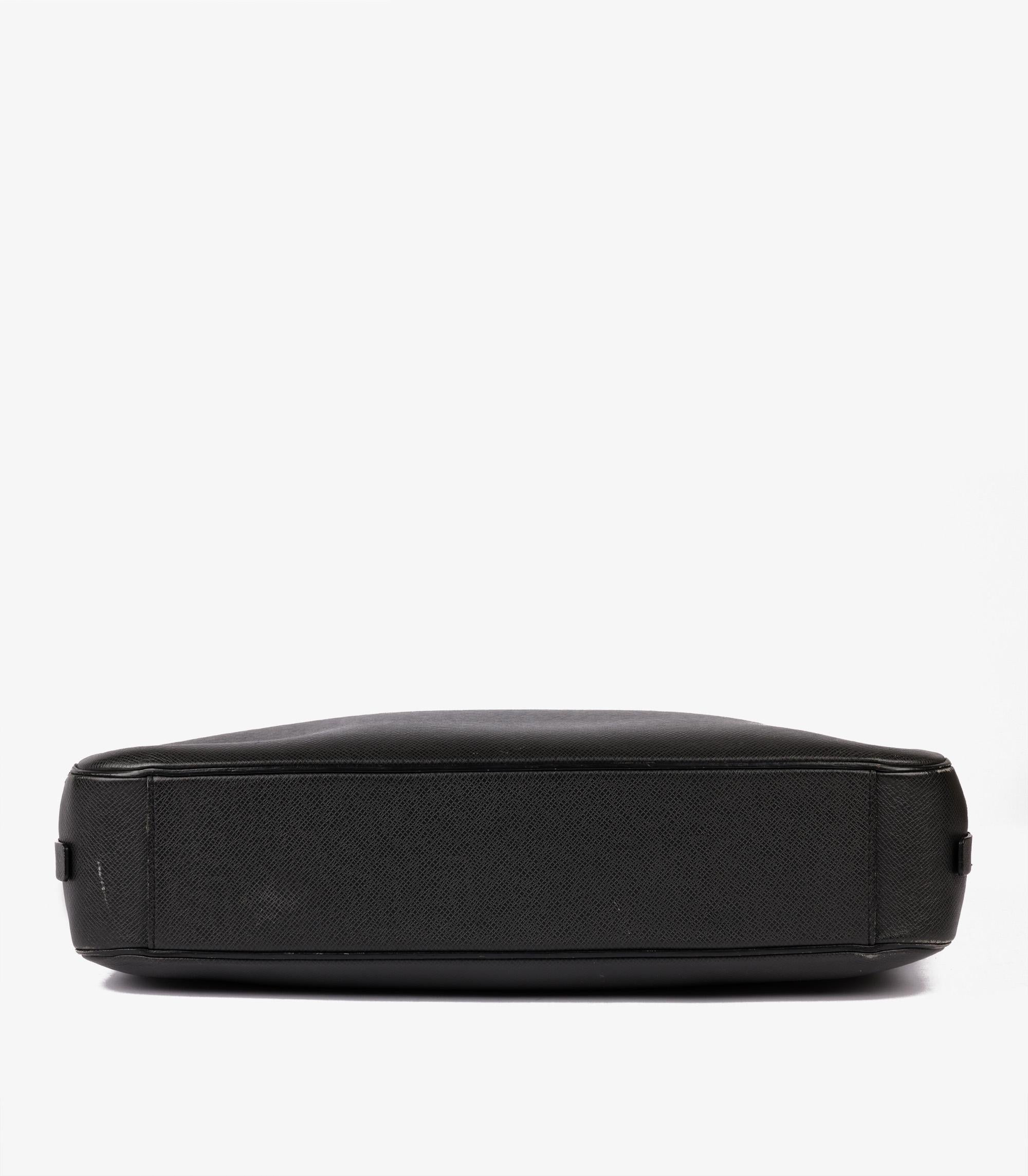Louis Vuitton Black Taiga Leather Neo Igor Briefcase For Sale 3