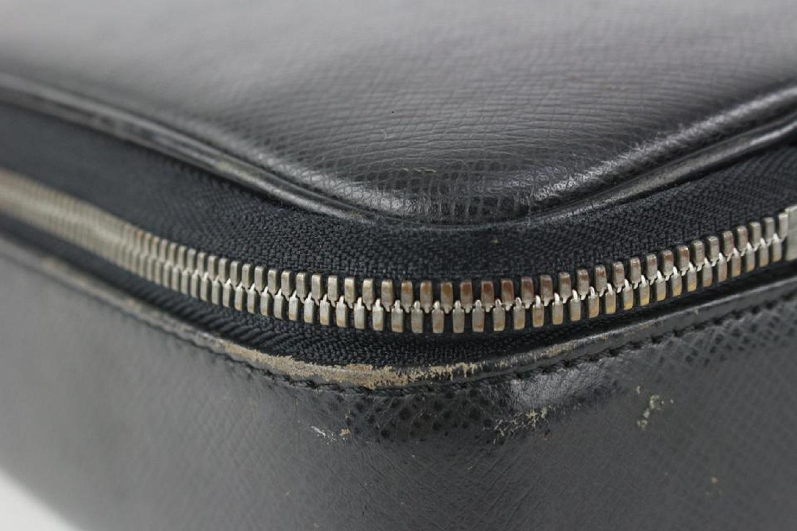 Louis Vuitton Black Taiga Leather Odessa Laptop Bag 917lv17 For Sale 3