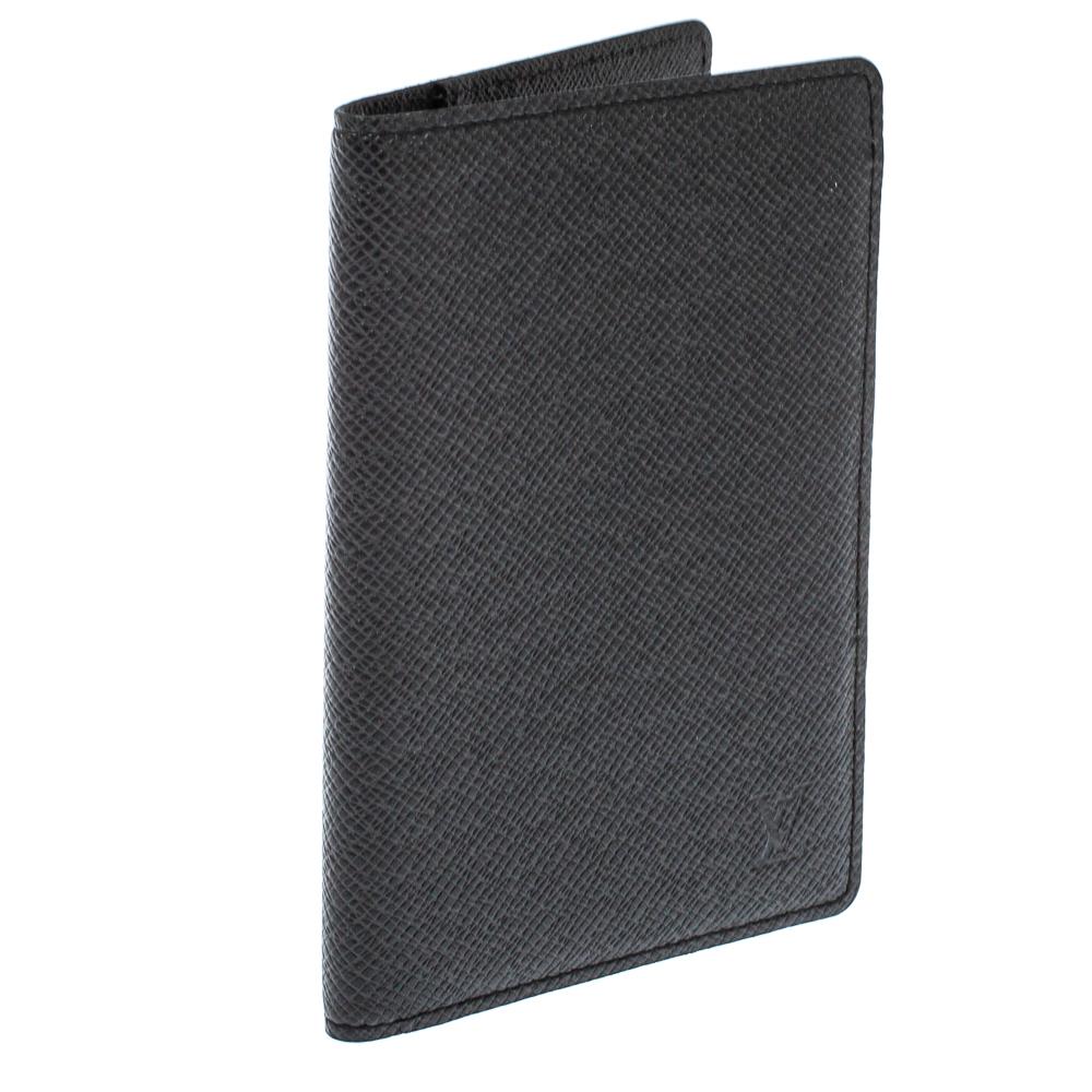 louis vuitton passport holder mens