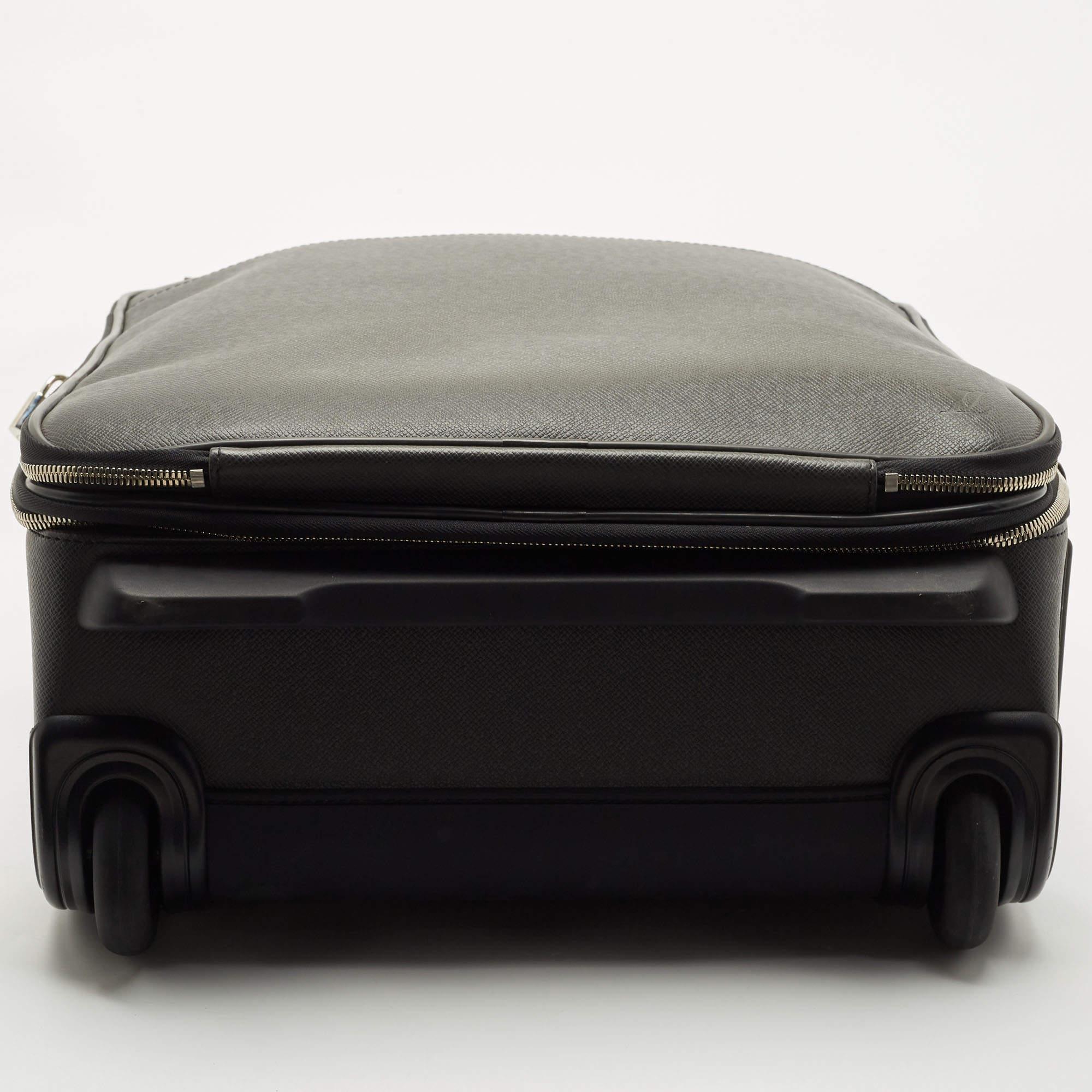 Louis Vuitton Black Taiga Leather Pegase Legere 55 Business Suitcase 1