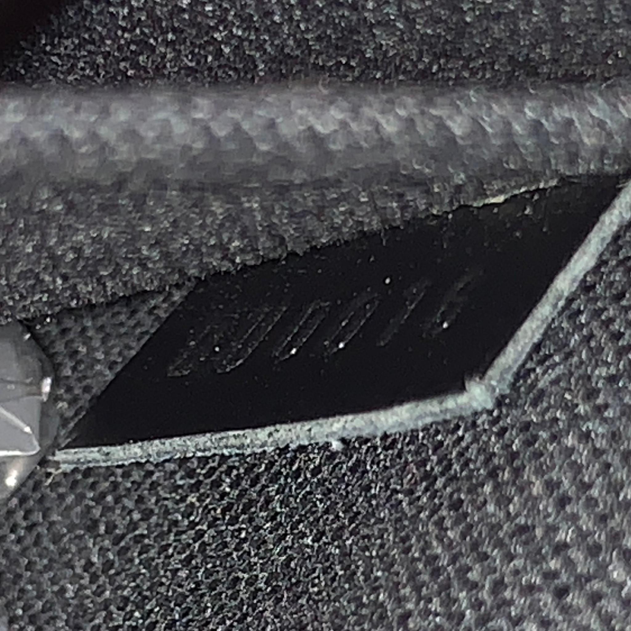 LOUIS VUITTON Black Taiga Leather Rectangle Shoulder Bag 2