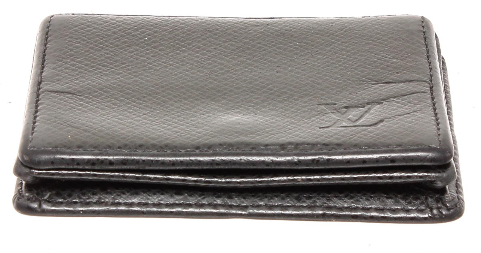 Louis Vuitton black Taiga leather square coin case with silver-tone hardware In Good Condition In Irvine, CA