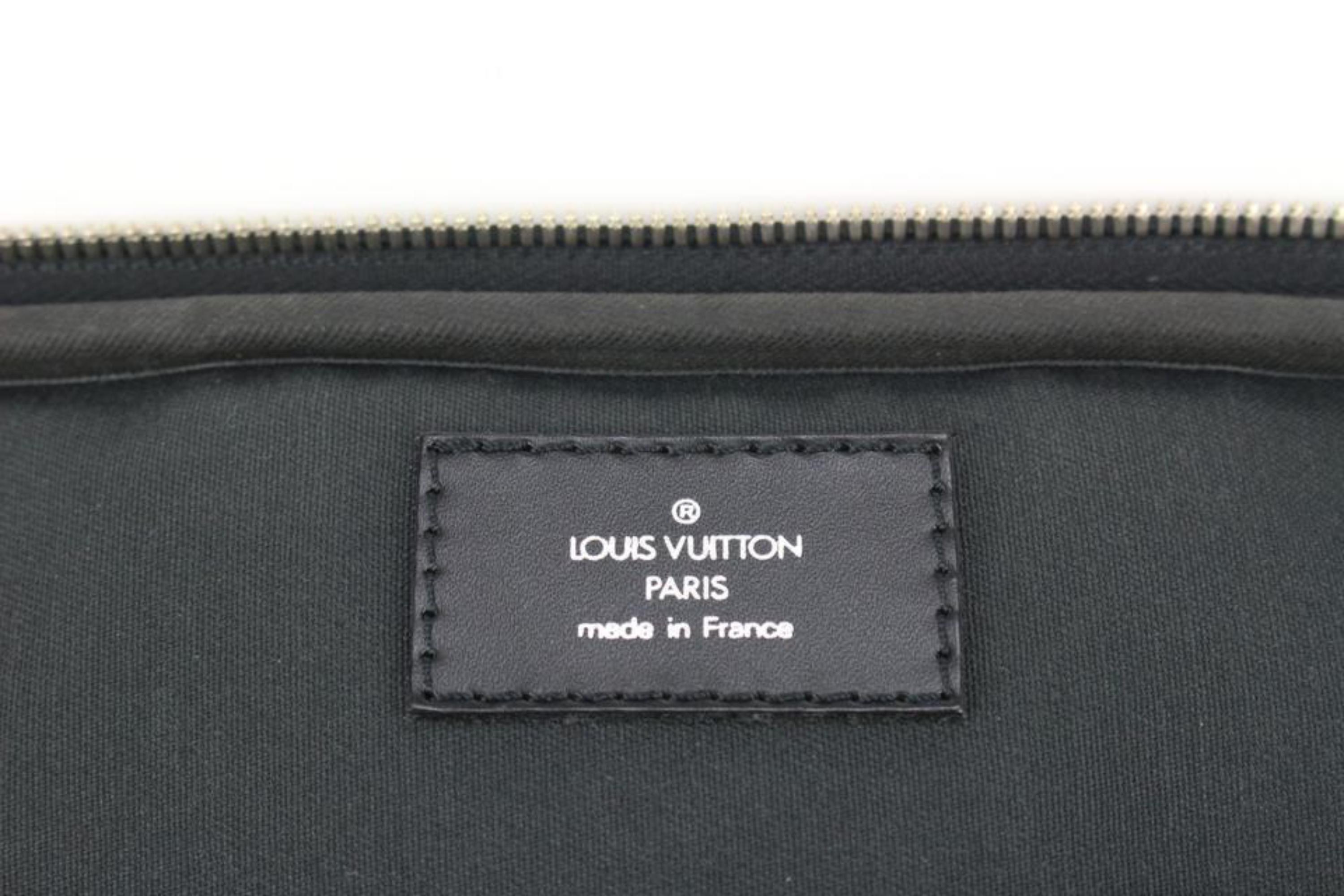 Louis Vuitton Black Taiga Leather Tura 2way Crossbody Messenger Travel ...