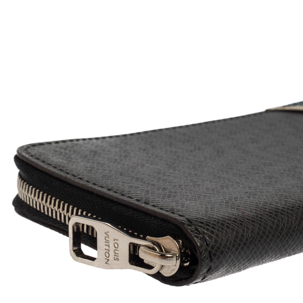 Louis Vuitton Black Taiga Leather Zippy Stripe Vertical Wallet 5