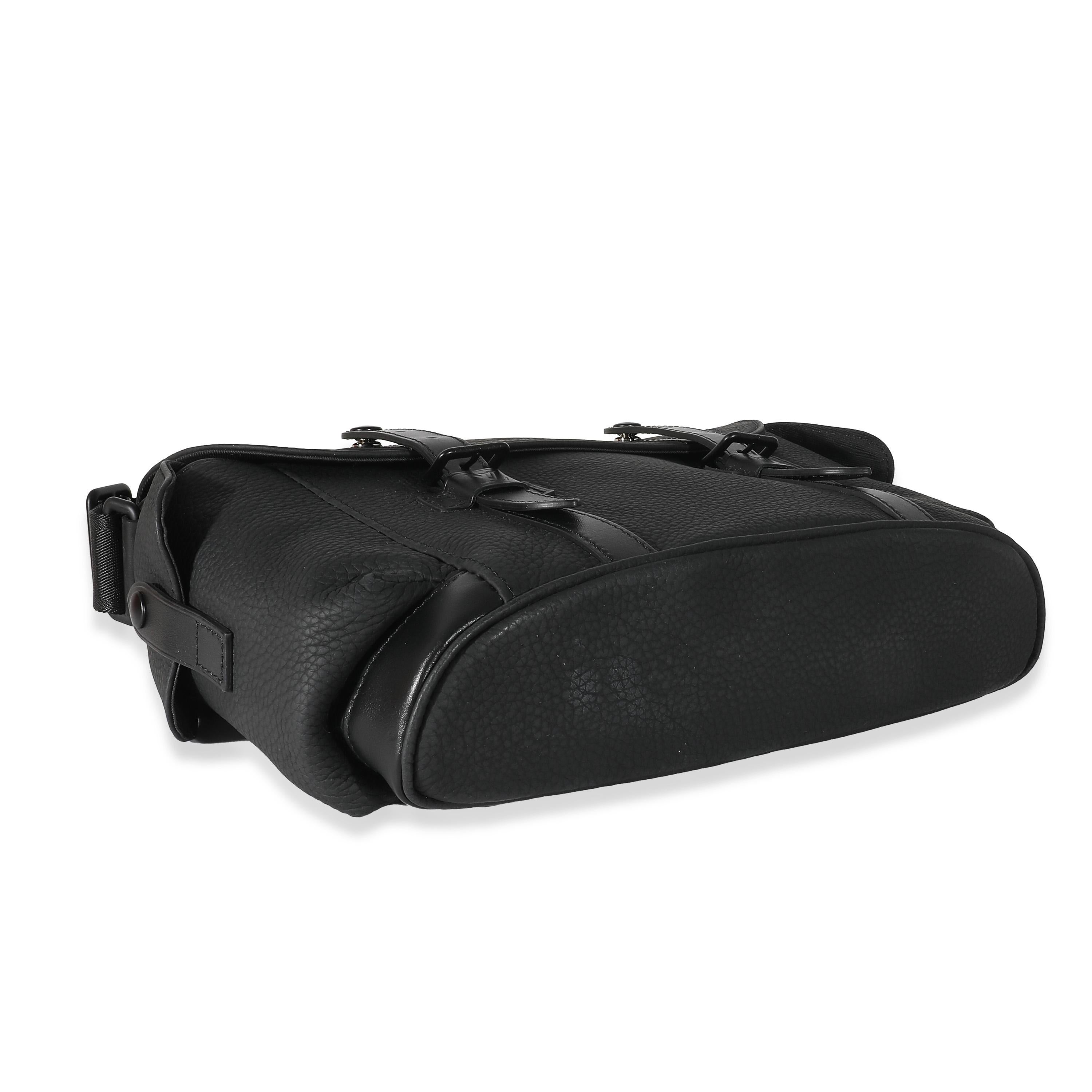 Listing Title: Louis Vuitton Black Taurillon Christopher Messenger
SKU: 135549
Condition: Pre-owned 
Handbag Condition: Very Good
Condition Comments: Item is in very good condition with minor signs of wear. Mild scratching along leather.
Brand: