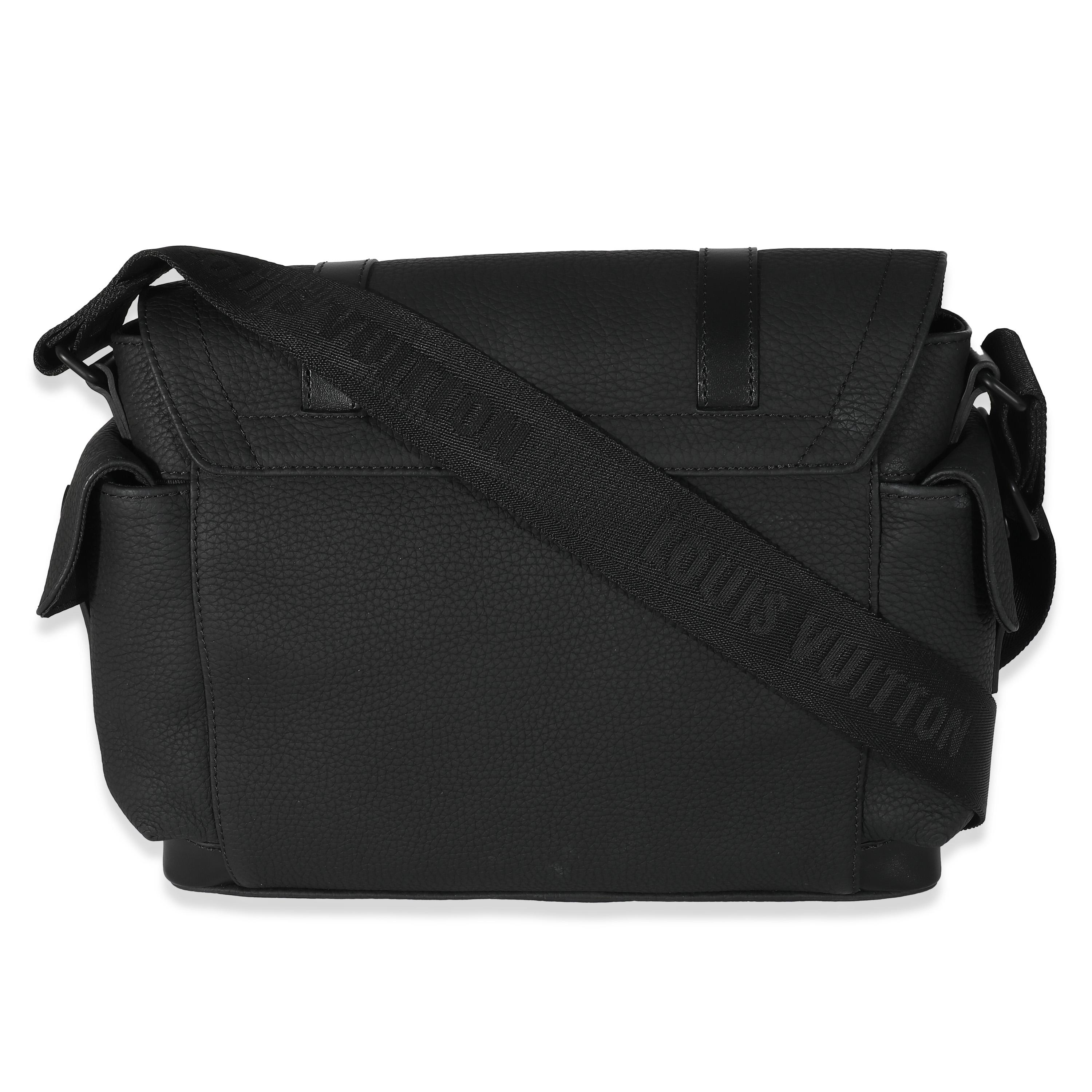 Louis Vuitton Black Taurillon Christopher Messenger For Sale 3